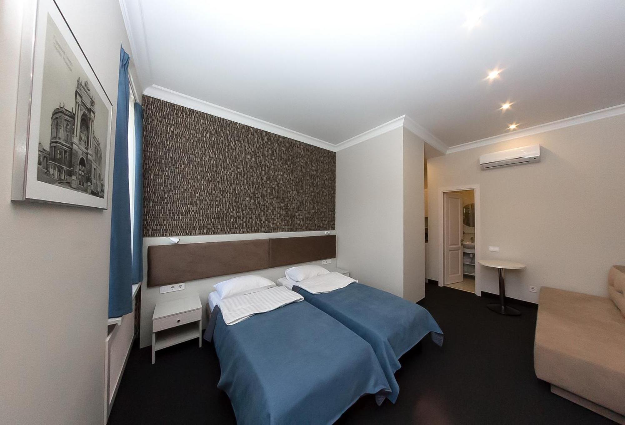 Hotel Voyage Odessa Zimmer foto